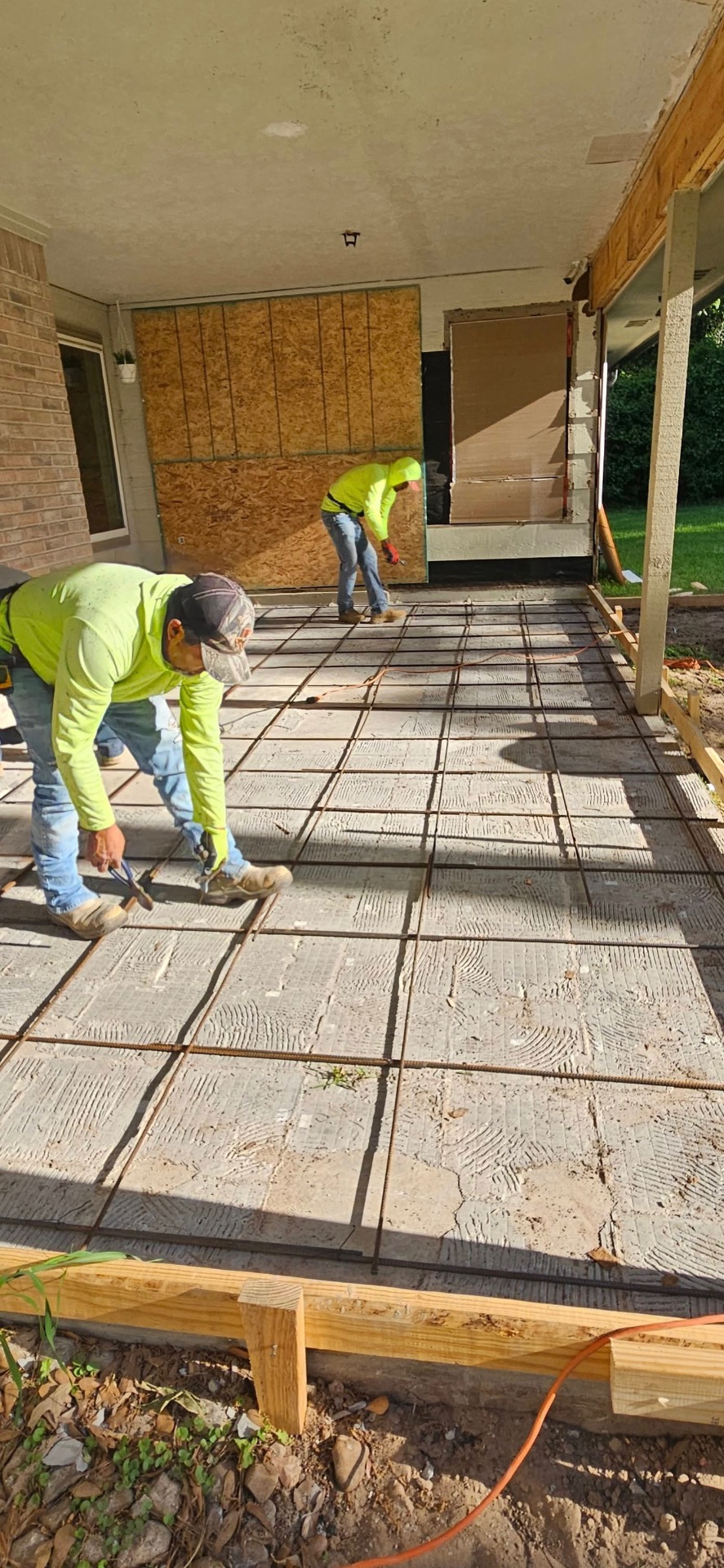 CCS Roofing crew on the job